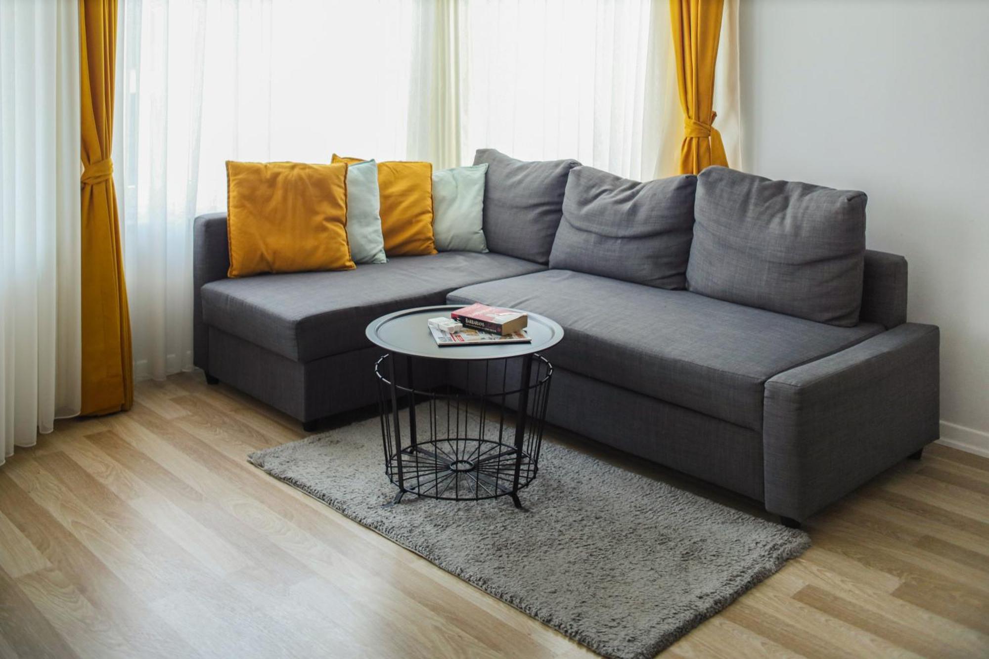 Apartament Skovde *